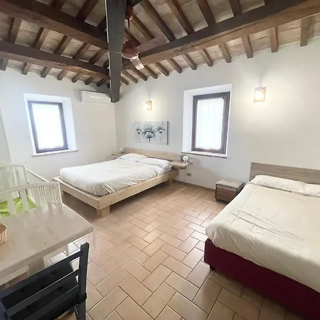 Unique With Child Activity Park, Pool And Meditation Park That Sleeps 16 * Limiti (Umbria)