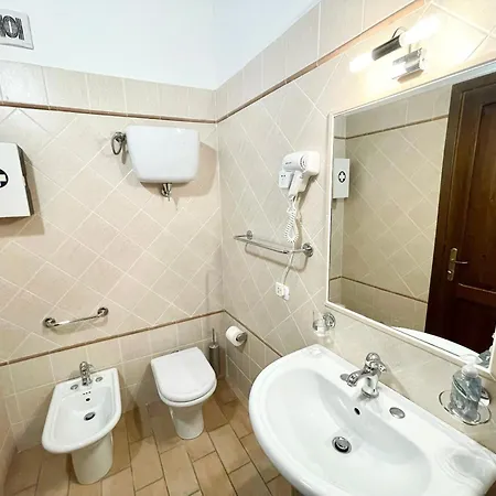 Unique With Child Activity Park, Pool And Meditation Park That Sleeps 16 Limiti (Umbria)