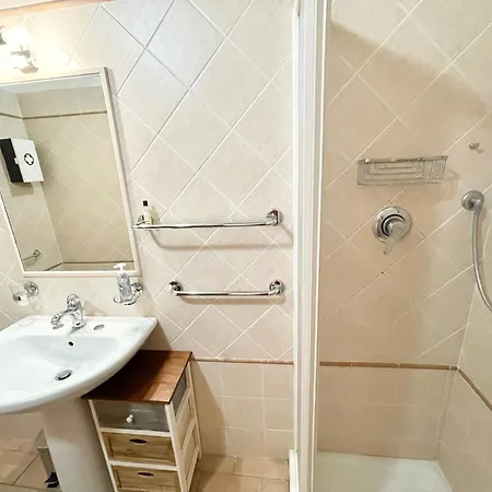 וילה Unique With Child Activity Park, Pool And Meditation Park That Sleeps 16 Limiti (Umbria)